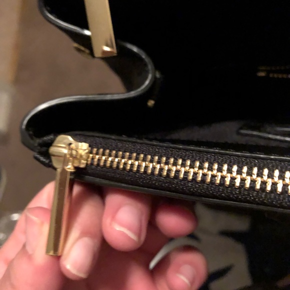 Robinson - Picture 6 of 8